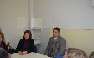  / Ministar Kazazović uručio paketiće teško oboljeloj djeci, FOTO: Press KS